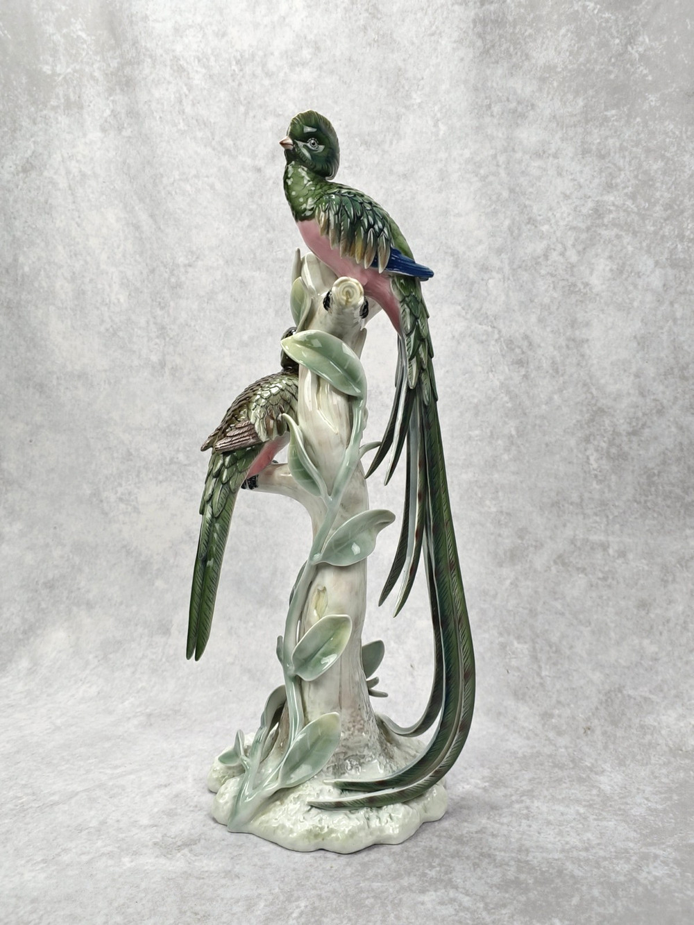 RARE!! Vista Alegre Quetzals Birds of Paradise Porcelain Sculpture 19" Portugal